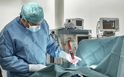 Y tế tuần: Ghép tế bào gốc kéo dài sự sống cho bệnh nhân ung thư máu