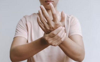 7 dấu hiệu cảnh báo cơ thể thiếu vitamin B12