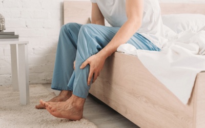 Rung giật cơ bắp, cơ lưng khi ngủ là tình trạng gì?