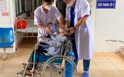 Bác sĩ cải tiến xe lăn, được ghi danh vào Sách vàng Sáng tạo Việt Nam