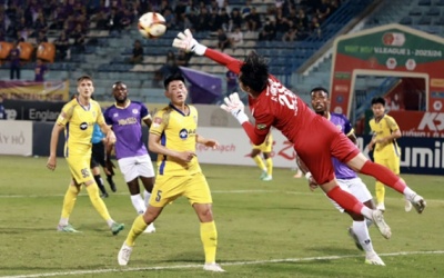 SLNA: Sức trẻ và…chín ép?