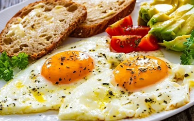 Khung giờ ăn uống giúp giảm nguy cơ đau tim