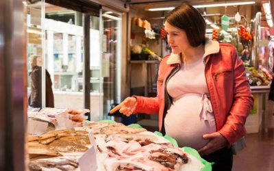Bà bầu có nên ăn hải sản?