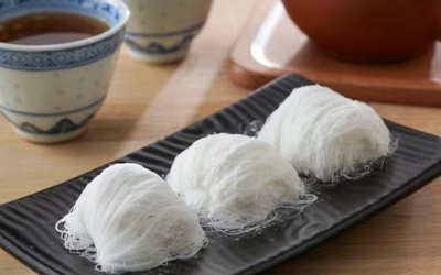 Độc đáo món kẹo râu rồng