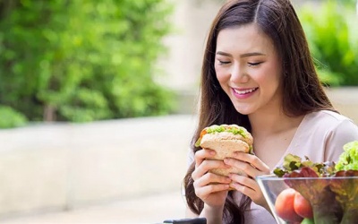 5 thói quen ăn uống giúp cải thiện sức khỏe trong năm mới