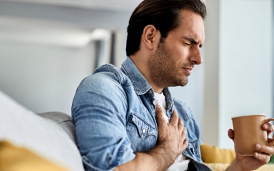 Đau ngực, khó thở do co thắt mạch vành phải xử trí thế nào?