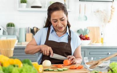 Chế độ ăn uống dành cho phụ nữ sau tuổi 50