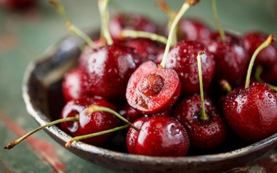 Nên ăn và tránh gì để có giấc ngủ ngon hơn?