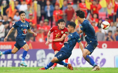 Vòng 11 V.League 2023/24: HAGL vùng vẫy tránh rớt hạng