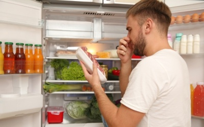 Cách khử mùi tủ lạnh và bảo quản thức ăn đúng cách
