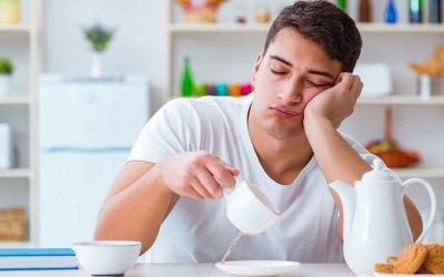 Buồn ngủ sau khi ăn có phải triệu chứng đái tháo đường không?