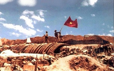 Trời Điện Biên mây trắng và những áng thơ ngân