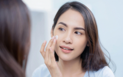 Da dầu có nên dưỡng ẩm ban đêm? 