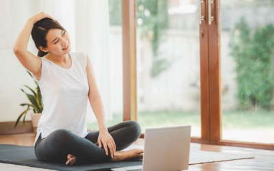 Bài tập giảm đau mỏi vai gáy do thoái hóa đốt sống cổ tại nhà