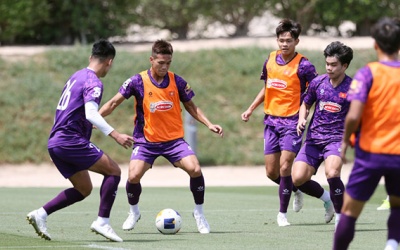 U23 Việt Nam - U23 Kuwait: Chờ tin vui