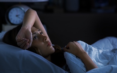 Cách cải thiện giấc ngủ cho người bệnh đa xơ cứng