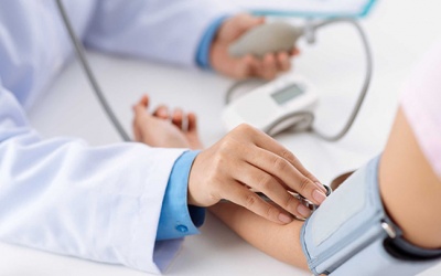 Cách ổn định huyết áp tại nhà bạn nên biết