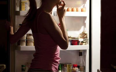 7 cách giúp bạn ngừng thói quen ăn đêm