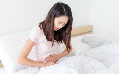 Đi tìm nguyên nhân gây đau bụng vào buổi sáng