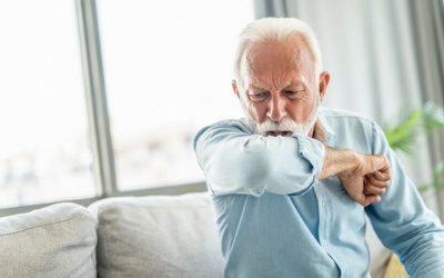 Viêm phổi không điều trị gây ra những biến chứng gì?