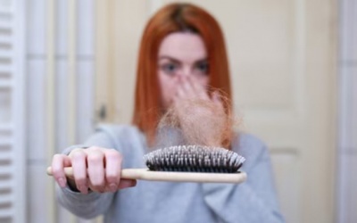 4 “thủ phạm” gây rụng tóc ở phụ nữ