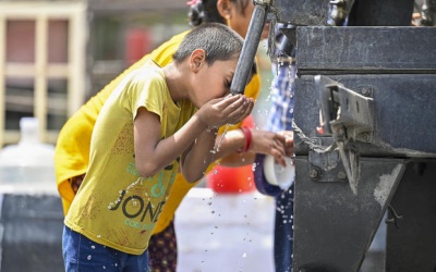 Nắng nóng gay gắt kéo dài ở Ấn Độ, hơn 50 người thiệt mạng