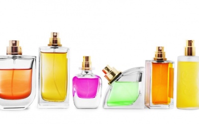 Thu hồi 9 sản phẩm nước hoa và chăm sóc da sai nhãn so với Phiếu công bố mỹ phẩm