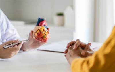 Hở van tim: Khi nào phải sửa hoặc thay van tim? 