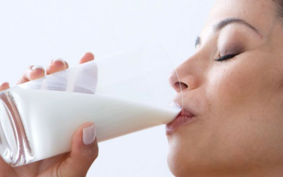 Uống sữa có thể gây trào ngược acid dạ dày?