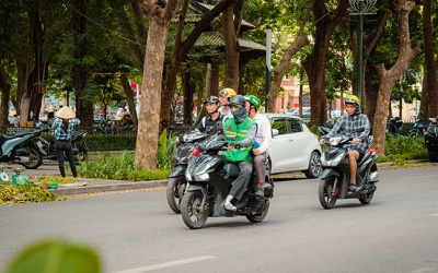 Bắc Bộ ngày nắng gay gắt, đêm mưa dông nhiều nơi 