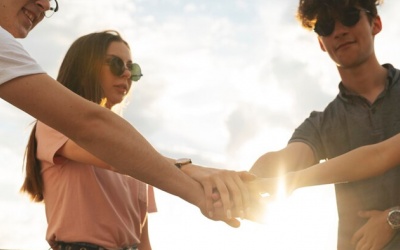 Tử vi thứ Năm (20/6/2024): Song Ngư sẽ được bạn bè giúp đỡ khá nhiều