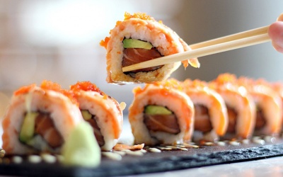Cách phòng tránh ngộ độc thực phẩm khi thưởng thức sushi   