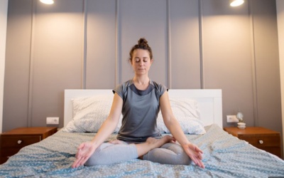 5 tư thế yoga giúp bạn ngủ ngon hơn