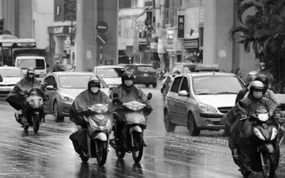 Mưa rải rác nhiều khu vực, áp thấp nhiệt đới mạnh lên thành bão