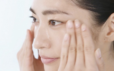 Sai lầm nên tránh khi sử dụng kem mắt