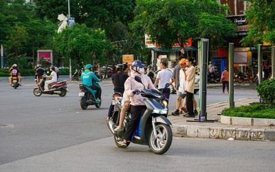 Bắc Bộ và Trung Bộ tiếp diễn nắng nóng, Nam Bộ mưa dông