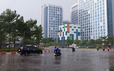 Bắc Bộ mưa nhiều nơi, Trung Bộ nắng nóng