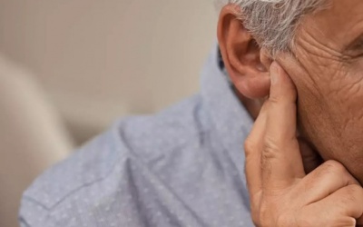 Giải pháp cải thiện nghe kém một bên tai hiệu quả