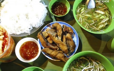 Gợi ý món ngon cuối tuần: bún cá chấm