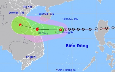 Áp thấp nhiệt đới hướng vào Trung Bộ, nhiều nơi mưa lớn