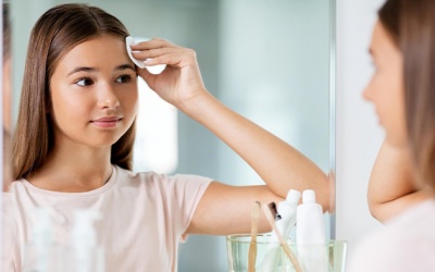 Hướng dẫn chăm sóc da cho trẻ tuổi dậy thì 