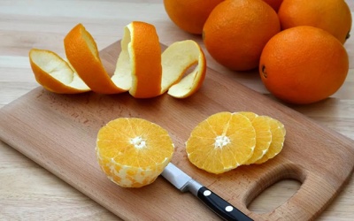 Hesperidin: Chất chống oxy hóa mạnh mẽ trong vỏ, cùi quả cam chanh