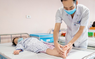 BV Nhi Trung ương: Khám, tư vấn về các dị tật cơ quan vận động