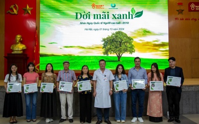 Ngày Quốc tế người cao tuổi tại Viện Huyết học