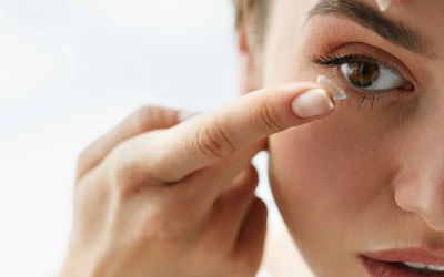 4 thói quen gây hại cho “cửa sổ tâm hồn”