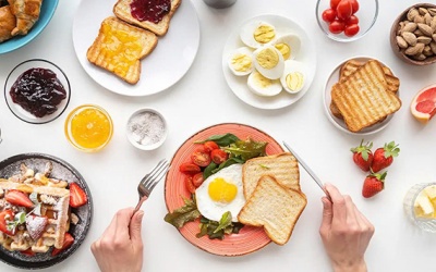 Nam giới và nữ giới nên có chế độ ăn sáng khác nhau