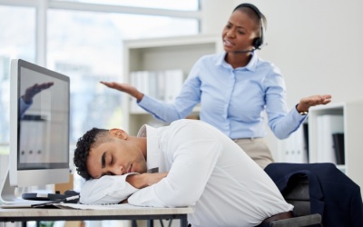 Cách giúp bạn tỉnh táo sau một đêm mất ngủ