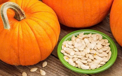 Hạt bí ngô sống hay rang - loại nào tốt cho sức khỏe?