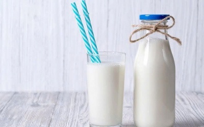 Nên sử dụng sữa thô hay sữa tiệt trùng?