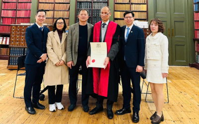 Người Việt Nam đầu tiên là Giảng viên của Hiệp hội Phẫu thuật Hoàng gia Anh